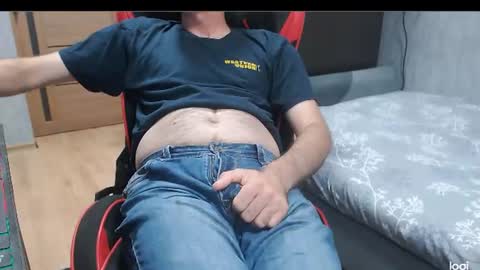 maximus3334 online show from July 2026 08:11:01 PM