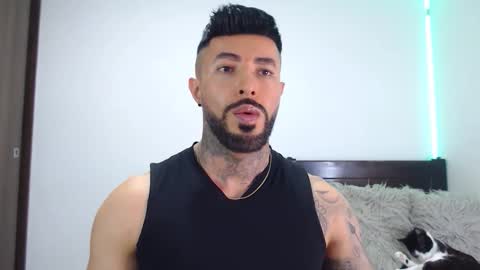 Snapshot of maximus_golden chatting on February 2026 01:53:02 AM Independent Model online show from February 2026 01:53:02 AM
