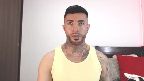 Independent Model online show from March 2026 03:47:01 AM