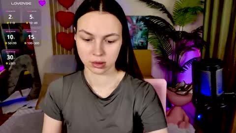 Snapshot of maxincarroll chatting on May 2026 08:44:02 AM MaxinCarroll online show from May 2026 08:44:02 AM
