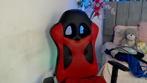 maxinesex_ online show from October 2025 02:58:02 PM