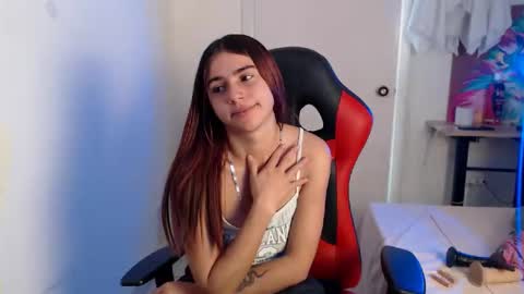 maxinesex_ online show from October 2025 02:40:01 PM