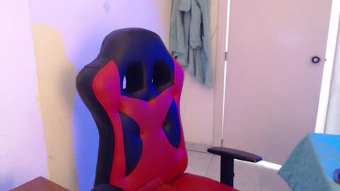 maxinesex_ online show from February 2026 04:36:02 PM