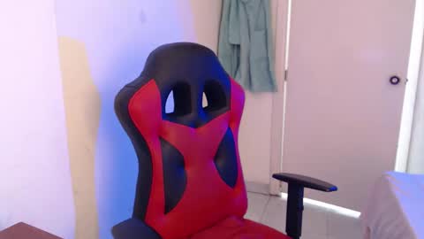 maxinesex_ online show from March 2026 01:58:01 PM