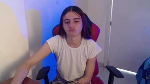 Snapshot of maxinesex_ chatting on June 2026 02:03:02 PM maxinesex_ online show from June 2026 02:03:02 PM