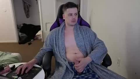 Snapshot of maxishere000 chatting on October 2025 10:56:02 AM  IG  online show from October 2025 10:56:02 AM