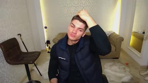 MaxKaiden online show from November 2025 05:28:02 AM