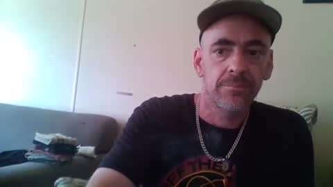 Snapshot of maxlme2721063 chatting on June 2026 06:32:02 PM maxlme2721063 online show from June 2026 06:32:02 PM