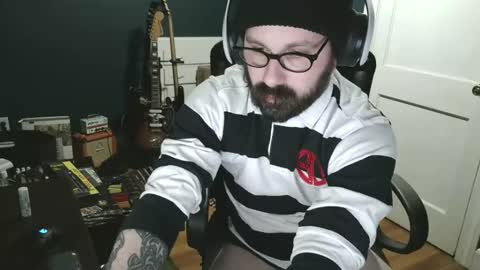 maxpower840 online show from February 2026 10:21:01 PM