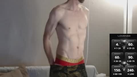 MaxRouger online show from November 2025 09:31:01 AM