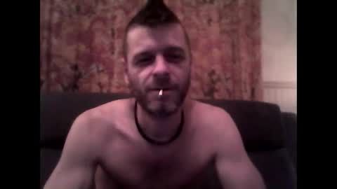 Snapshot of maxthewolf chatting on November 2025 09:47:01 PM MaxTheWolf online show from November 2025 09:47:01 PM