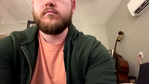 Snapshot of maxthrust321 chatting on February 2025 04:14:01 AM Max online show from February 2025 04:14:01 AM