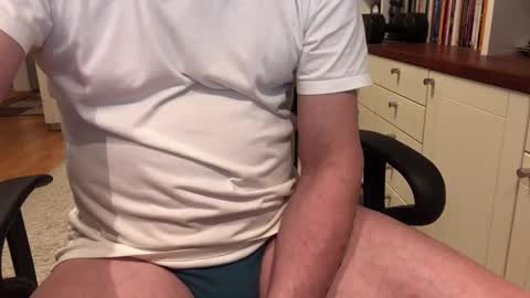 Max online show from February 2025 05:41:02 AM