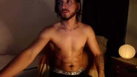 Snapshot of maxximus_10 chatting on January 2025 07:17:01 AM maxximus_10 online show from January 2025 07:17:01 AM