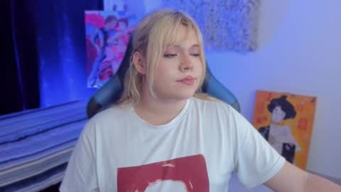 Maxine Minx online show from January 2025 04:47:01 AM