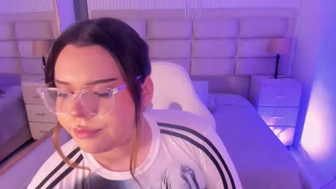 Maxine Minx online show from January 2026 05:55:01 AM