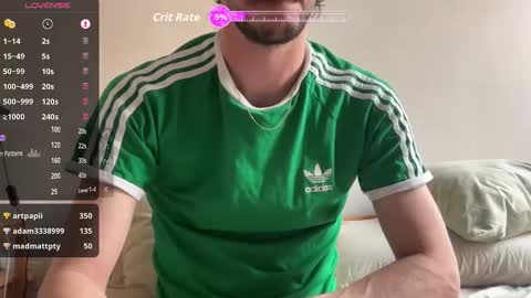 Snapshot of maxxxurbate chatting on April 2026 10:19:02 AM MaxXxurbate online show from April 2026 10:19:02 AM