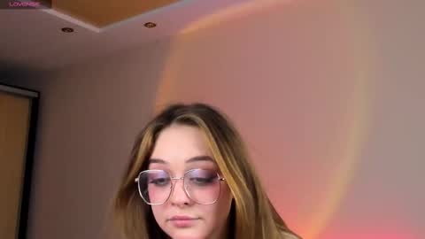 May Flower online show from March 2025 01:51:01 PM