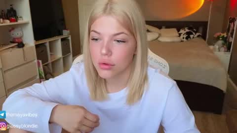 Maya online show from April 2026 03:23:01 AM