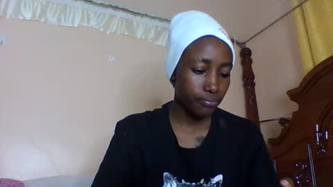 Snapshot of maya_melody chatting on May 2026 05:29:01 PM maya_melody online show from May 2026 05:29:01 PM