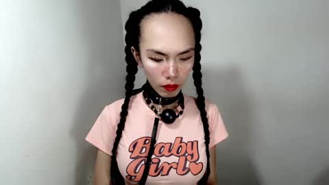 mayamint online show from November 2025 10:32:01 PM