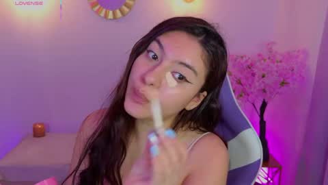 Snapshot of mayavexx chatting on May 2026 03:42:01 PM Maya Vexx online show from May 2026 03:42:01 PM