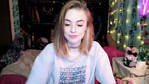 Snapshot of maybe_yours333 chatting on May 2026 11:49:02 AM maybe_yours333 online show from May 2026 11:49:02 AM