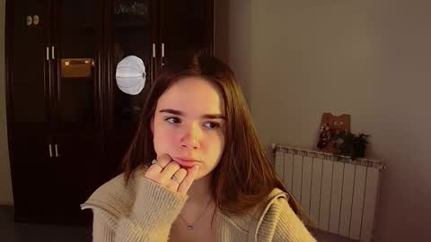 maybloom_ online show from October 2025 05:30:01 AM