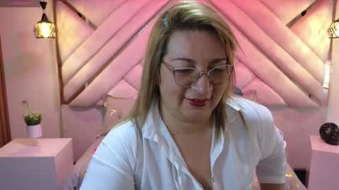 Mailyn online show from January 2025 08:12:01 PM