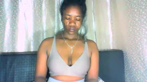 mayrah online show from October 2025 11:59:02 PM