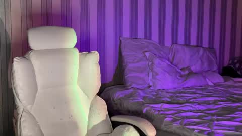 mayvi_cold online show from March 2026 06:52:01 PM