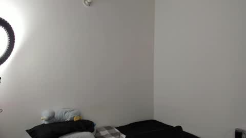 mazikeen_18 online show from March 2026 01:44:01 PM