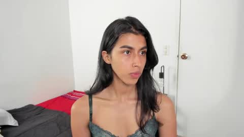 Snapshot of mazikeen_18 chatting on May 2026 01:19:01 PM mazikeen_18 online show from May 2026 01:19:01 PM