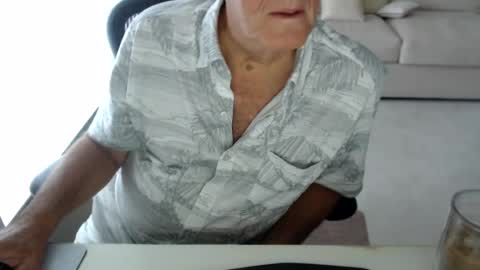 Beastie online show from August 2026 08:44:02 PM