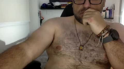 VzlaMan online show from November 2025 04:44:02 AM