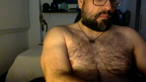 Snapshot of mbotve chatting on June 2026 06:13:02 AM VzlaMan online show from June 2026 06:13:02 AM