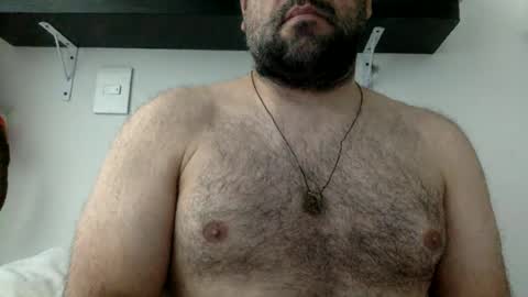 Snapshot of mbotve chatting on July 2026 03:03:02 PM VzlaMan online show from July 2026 03:03:02 PM