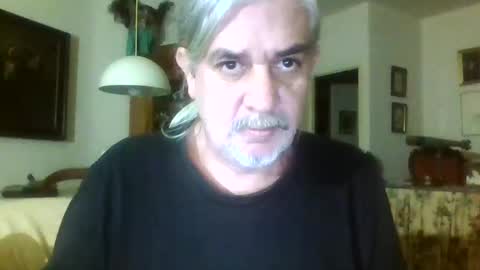 Manu online show from December 2024 01:08:01 AM