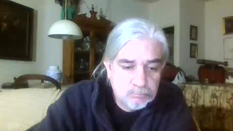 Manu online show from January 2025 10:19:01 PM