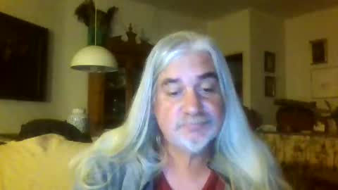 Manu online show from November 2025 06:18:02 PM