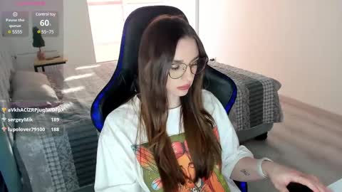 mcfly_11 online show from February 2025 08:11:02 AM