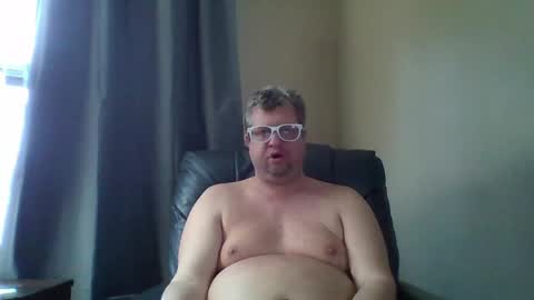 Snapshot of mckhero chatting on April 2026 04:16:01 PM Sean online show from April 2026 04:16:01 PM