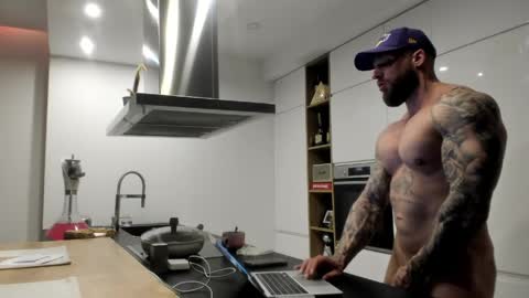 Snapshot of mealphamale chatting on April 2026 05:10:02 PM Alpha Male online show from April 2026 05:10:02 PM