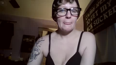 Snapshot of meateater7455 chatting on March 2025 11:27:01 PM meateater7455 online show from March 2025 11:27:01 PM