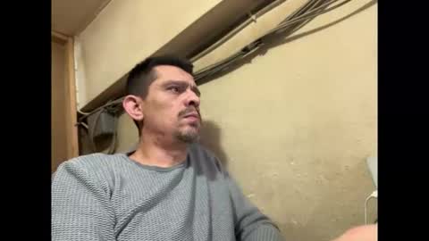 Snapshot of mecera83 chatting on January 2026 09:03:01 AM mecera83 online show from January 2026 09:03:01 AM