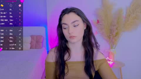 Dina online show from April 2026 08:34:02 PM