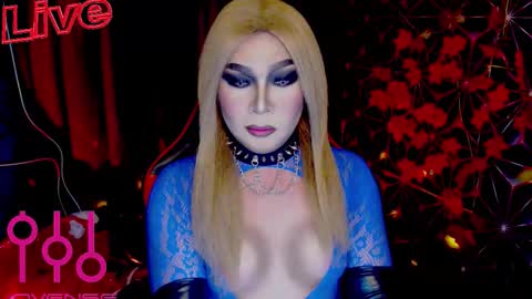 Snapshot of medusaprey chatting on October 2025 03:13:01 PM THE QUEEN ALPHA   Queen Medusa Prey online show from October 2025 03:13:01 PM