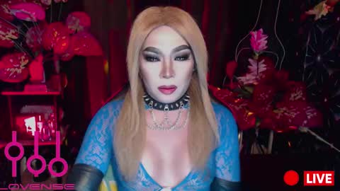 THE QUEEN ALPHA   Queen Medusa Prey online show from January 2026 02:09:02 PM