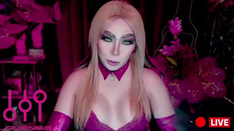 THE QUEEN ALPHA   Queen Medusa Prey online show from January 2026 03:27:01 PM