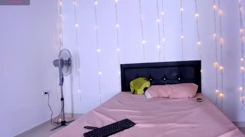 medussa13 online show from March 2025 01:10:02 AM